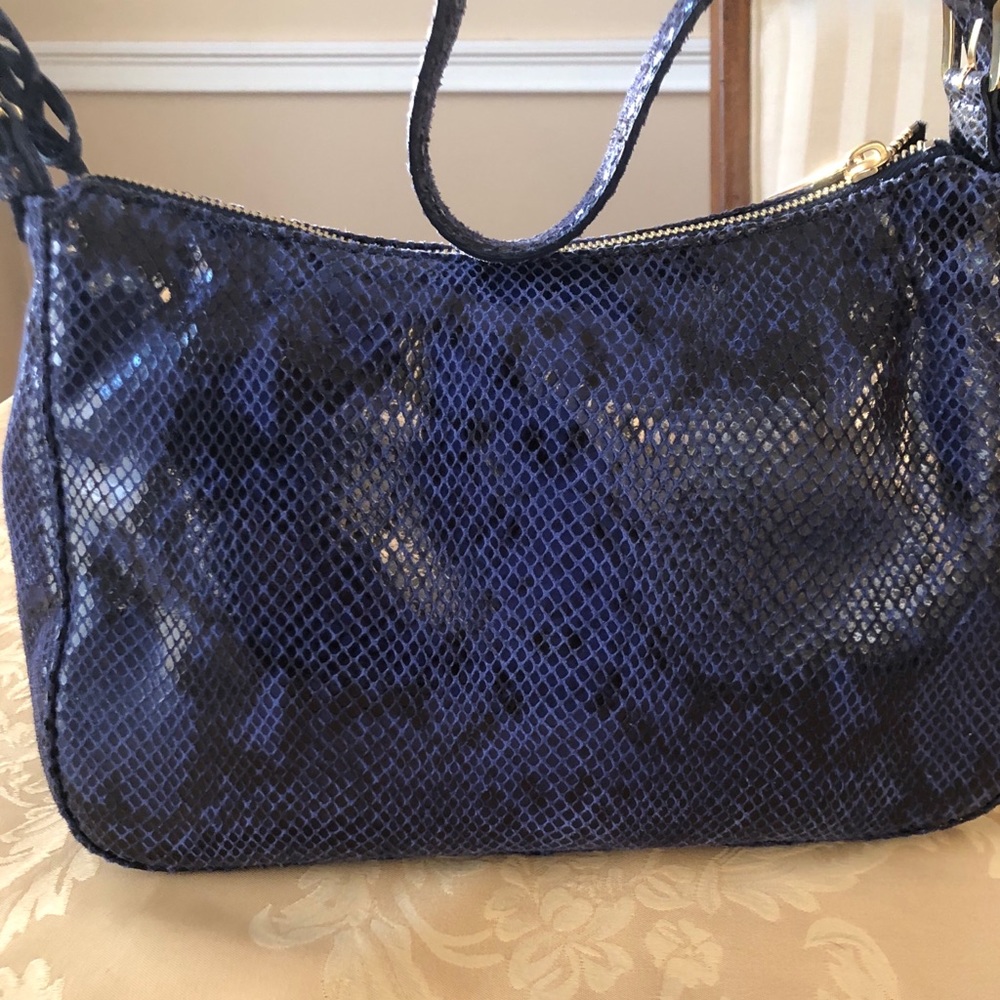 Beautiful Blue Michael Kors Bag ❤️ - Picture 4 of 7